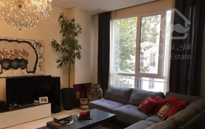 ۸۵متر* دوخواب * فول امکانات * چهارباغ*سرمایه گذاری
