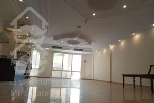 ۱۹۰ متر امانیه خ خاکزاد سه خواب