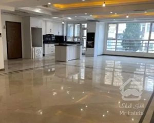 ۱۳۲متر نوساز کلیدنخورده تکواحدی طبقه دوم