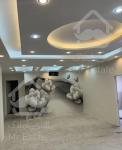 آپارتمان۱۰۰/فاز۶شمالی/سالن بزرگ/پرند