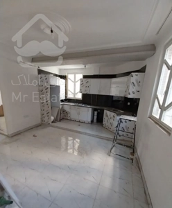 45 متری / طبقه اول / نزدیک مترو