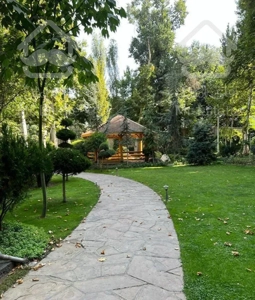 فرشته/۳۳۰متر ۴خواب/فول امکانات/چشم انداز مشجر