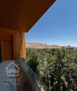163متر سه خواب دنج و نوساز / ارم، ابریشمی