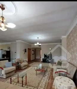 آپارتمان ۱۱۰ متری دوخواب(۴۰۵۵)