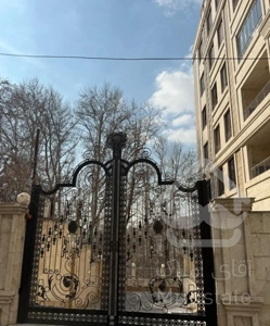 آپارتمان ۱۷۰ متری سه خوابه کلید نخورده