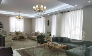 ۱۴۸متر ۳خواب/ ۲پارکینگ /سالن پرده خور/ تکواحدی