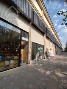 فروش اقساطی مغازه ۷۰ متری در هروی