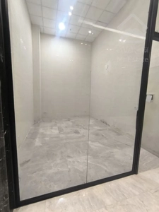 فروش اقساطی مغازه ۶۷ متری در هروی