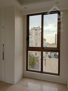 فروش یکجا ۵ واحد مسکونی و ۲ واحد تجاری