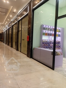 رهن اجاره مغازه ۱۶ متری در رونیکامال هر‌وی