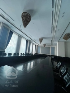 فروش واحد اداری ۲۰۰ متری در غرب تهران