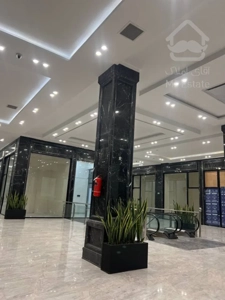 اجاره مغازه ۱۹ متری در پاساژ کنار مترو حسین آباد