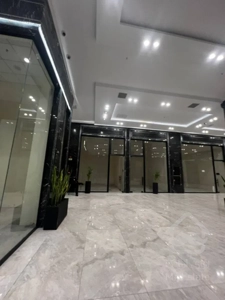 اجاره واحد تجاری ۵۶ متری در پاساژ رونیکامال در کنار مترو حسین آباد