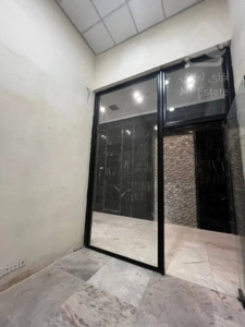 رهن و اجاره تجاری ۲۶ متری در بر خیابان مژده