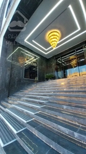 رونیکاپالاس غروی،اولین پارک اداری شهر تهران