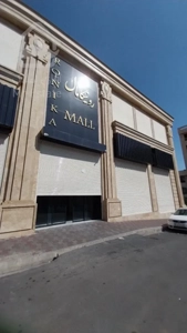 رهن و اجاره تجاری ۶۸ متری در کنار مترو حسین آباد