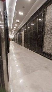 رهن و اجاره تجاری ۳۹ متری جلوی درب ورودی رونیکامال