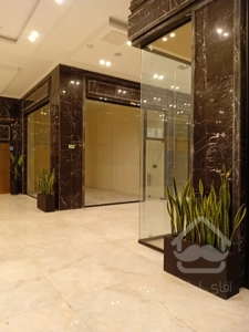 رهن و اجاره مغازه ۱۹ متری در رونیکامال هروی