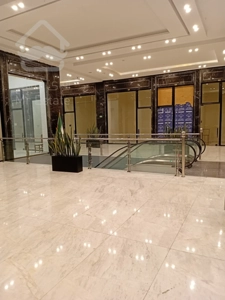 فروش شرایطی واحد تجاری ۳۵ متری با موقعیت عالی در رونیکامال