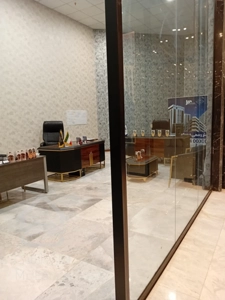 رهن و اجاره تجاری ۲۳ متری در کنار رونیکاپالاس مسکونی هروی