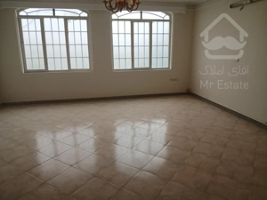 خانه تک واحدی درسه طبقه