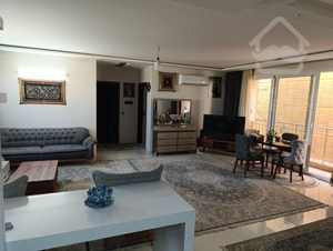 اجاره آپارتمان ۱۰۰ متری زیر قیمت خ رکن الدوله شرقی