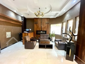 فروش آپارتمان 193 متری در زعفرانیه