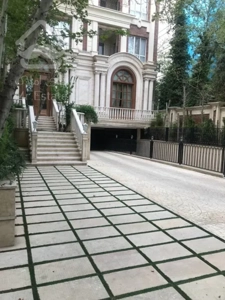 رهن آپارتمان ۲۴۰ متری محمودیه