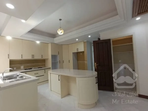 رهن آپارتمان ۲۷۰ متری در زعفرانیه