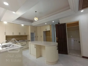 رهن آپارتمان ۲۷۰ متری در زعفرانیه