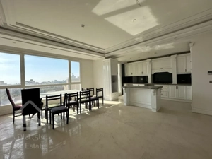 فروش آپارتمان ۱۳۰ متری در زعفرانیه