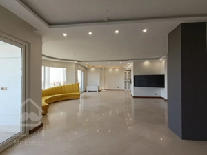 رهن آپارتمان ۳۲۰ متری در زعفرانیه