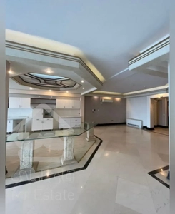 رهن آپارتمان ۲۵۰ متری در زعفرانیه