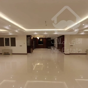 رهن آپارتمان ۲۳۵ متری در زعفرانیه