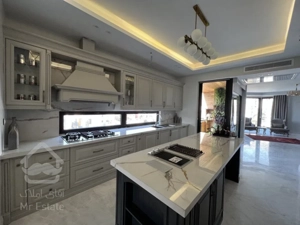 فروش آپارتمان ۲۴۰ متری در ولنجک