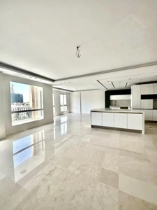 فروش آپارتمان ۲۵۱ متری در زعفرانیه