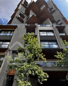 فروش آپارتمان ۱۸۰ متری در زعفرانیه