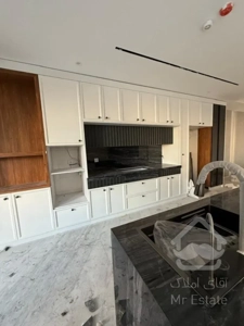 رهن آپارتمان 200  متری در زعفرانیه