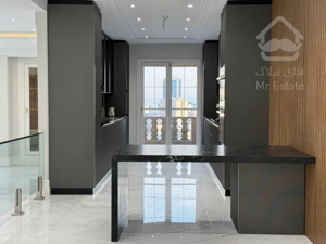 فروش آپارتمان ۲۴۰ متری در محمودیه