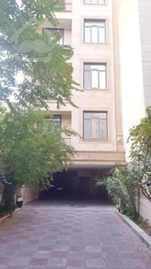 ۷۲ متری نارمک، طبقه دوم دو خوابه، با آسانسور و انباری و بالکن، فول بازسازی، اکازیون