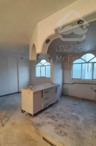 واحد ۶۳ متری تخلیه