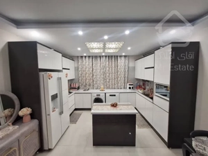 58متر2خواب طبقه اول با پارکینگ و انباری سندی فول دیزاین مناسب خاص پسندها