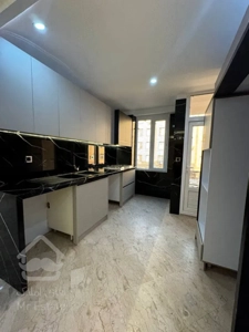 فروش آپارتمان ۷۰متری فول امکانات بدون ضعف زیر قیمت منطقه