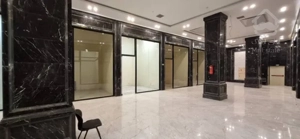 ۲۲متر باب تجاری در هروی *رونیکا مال هروی