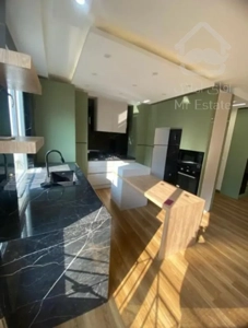 فروش آپارتمان ۹۰متری فول دیزاین غرق در نور بدون ضعف