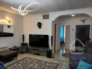 فروش آپارتمان ۸۰متری نوسازی شده روبه بیرون