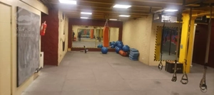 90 متر یک خوابه جردن +سالن جیم