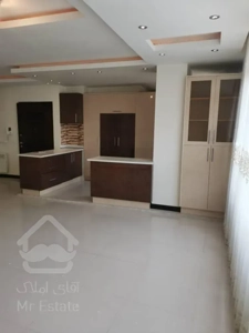 فروش آپارتمان ۸۰متری تاپ لوکیشن کم سن زیر قیمت منطقه