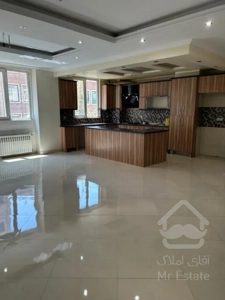 فروش آپارتمان ۱۰۰متری تاپ لوکیشن زیر قیمت