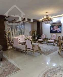 150 متر آپارتمان شیخ صدوق